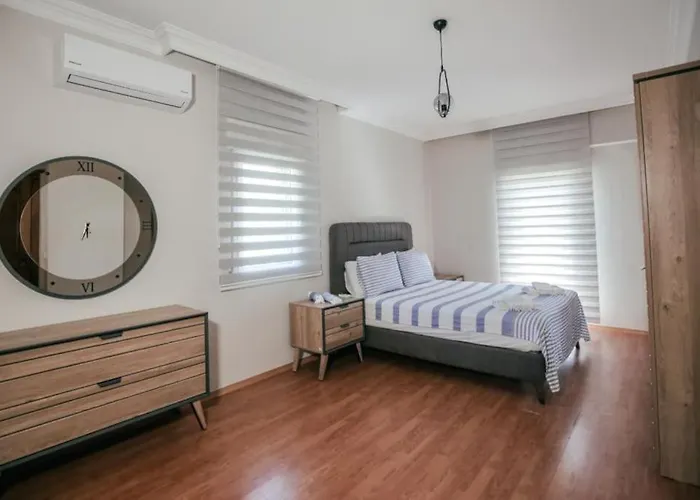 Marmaris'te Oezel Havuzlu ヴィラ