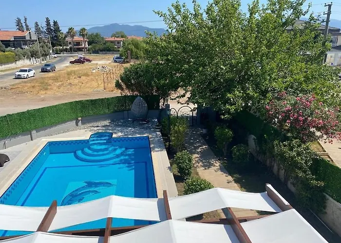 ヴィラ Marmaris'te Oezel Havuzlu マルマリス